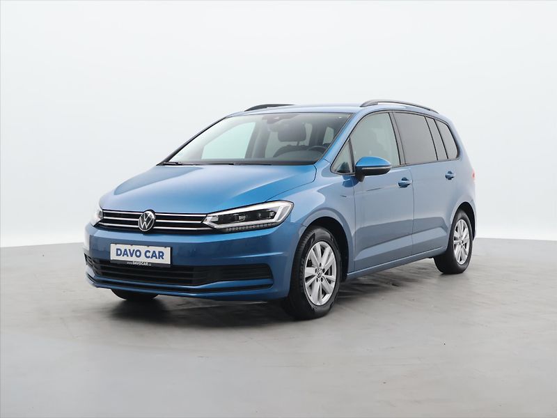 Volkswagen Touran 1,5 TSI 110kW DSG Matrix DPH - fotka 3 z 34