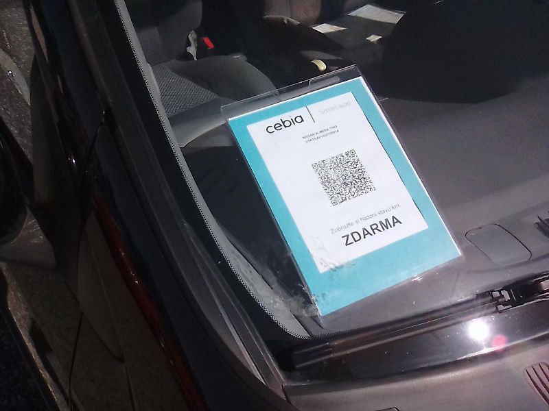 Nissan Almera Tino (2005) 1.8i 16V, kola navíc, závěs - fotka 12 z 32
