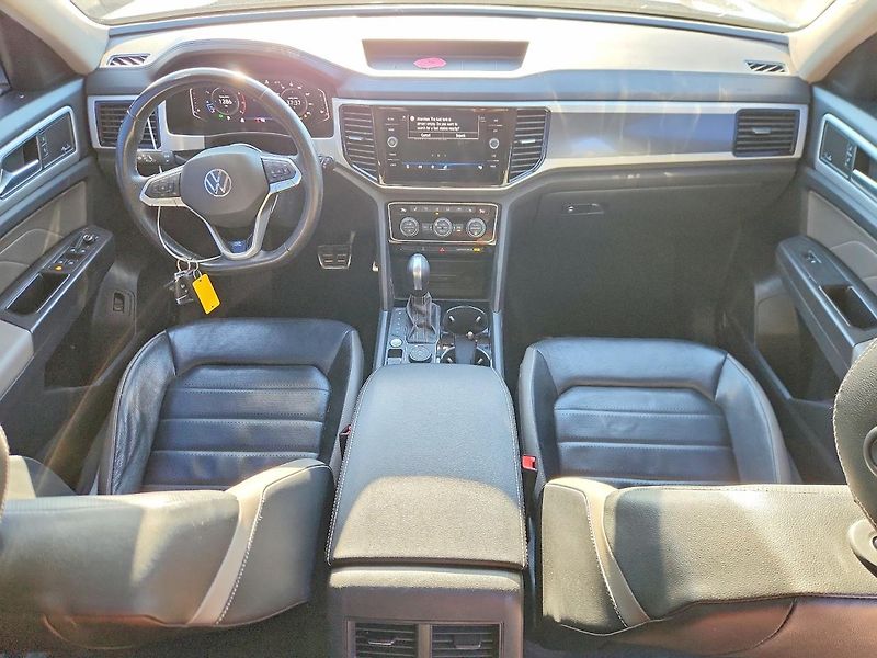 Volkswagen Atlas (2023) Auto na cestě - fotka 8 z 13