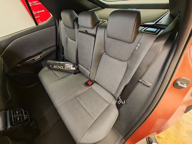 Lexus Ostatní 500e Prestige - fotka 41 z 45