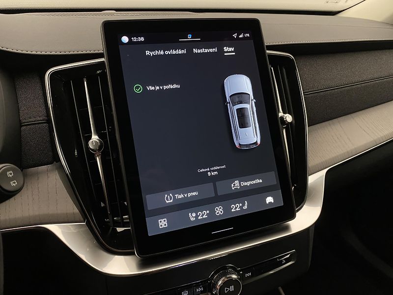 Volvo XC90 (2026) T8 AWD Plug-in DARK PLUS 7m - fotka 47 z 78