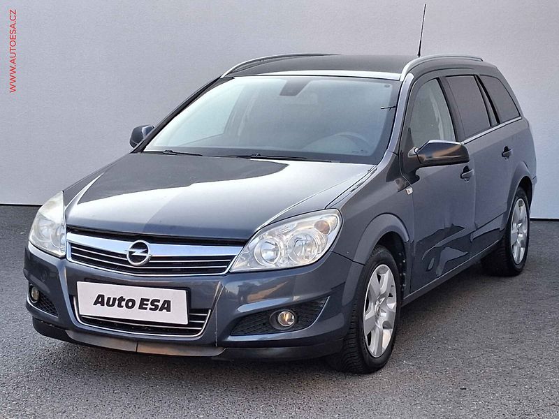 Opel Astra (2010) 1.9CDTI, ČR, servis.kniha - fotka 3 z 16