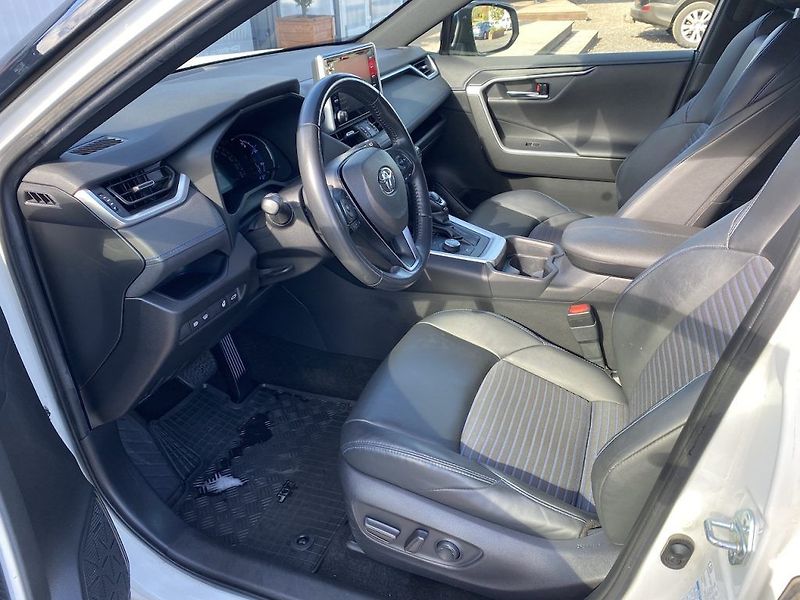 Toyota RAV4 2.5HSD, ČR, Selection, 4x4 - fotka 8 z 28