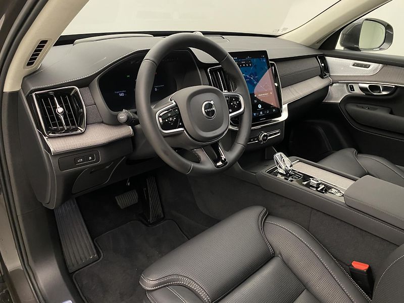 Volvo XC90 T8 AWD RECHARGE ULT REZERVACE - fotka 4 z 68