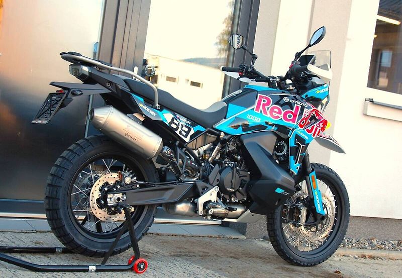 CFMOTO 800 MT (2026) 800MT-X REDBULL EDICE - fotka 3 z 14