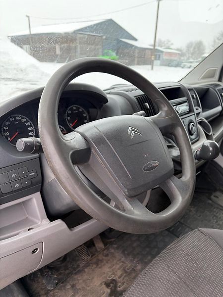 Citroën Jumper (2008) jumper 2.2 HDI 16 V - fotka 19 z 26