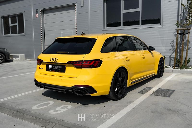 Audi RS 4 (2025) Edition 25 years, odpočet DPH - fotka 8 z 30