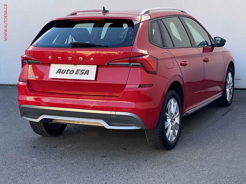 Škoda Kamiq (2020) 1.0 TSi, Style, DSG, navi - fotka 4 z 22