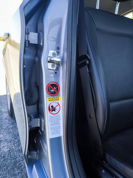 BMW Řada 1 116i 85kW SERVISKA - fotka 30 z 82