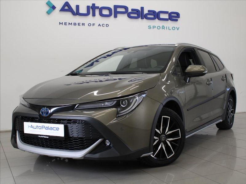Toyota Corolla 2,0 HEV 135kW TREK 64tkm.ČR - fotka 1 z 28