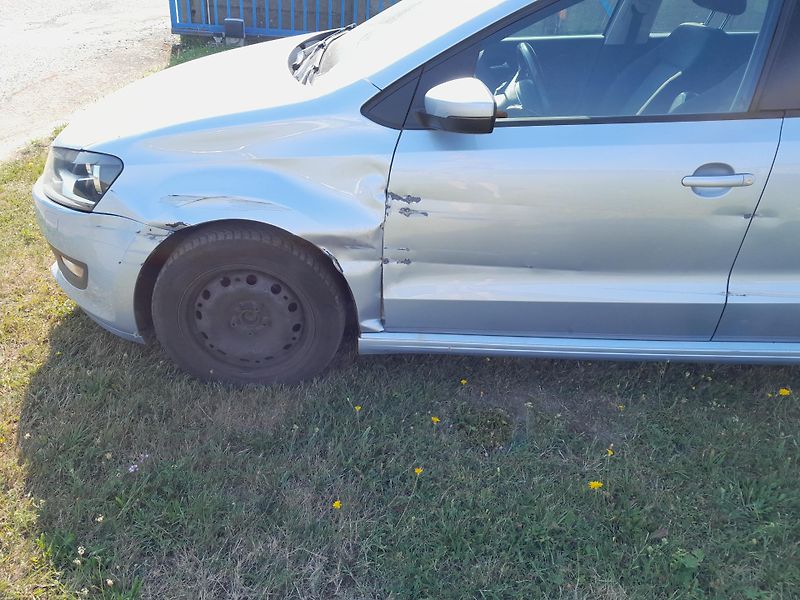 Volkswagen Polo (2015) 1,0 TSI 70KW serviska 2x klíč - fotka 9 z 16