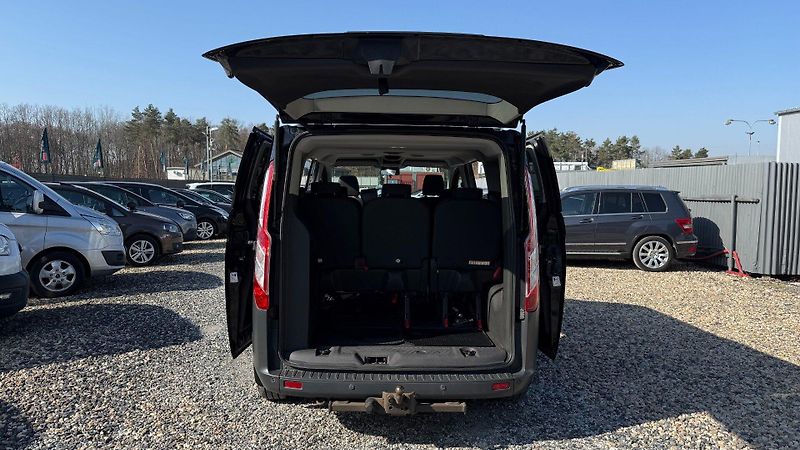 Ford Tourneo Custom (2017) 2.0TDCi 125kW*A/T*8míst*Tažne* - fotka 22 z 23