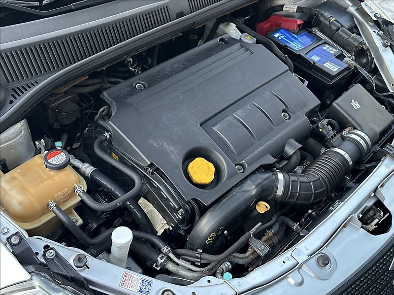 Suzuki SX4 1,9 DDiS 120PS  Outdoor Line 4 - fotka 43 z 47