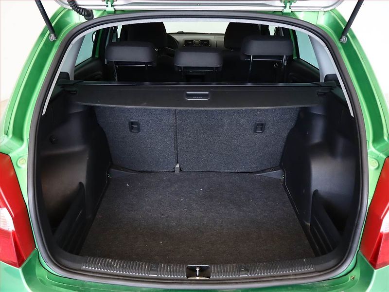 Škoda Fabia (2010) Ambition 1.2 TSI, jezdí dobře - fotka 10 z 10