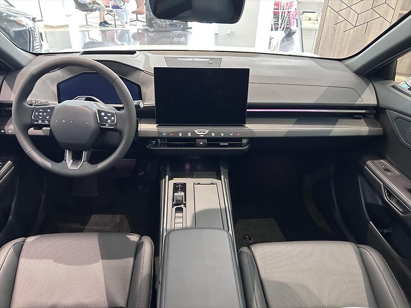 Lexus ES 300h (2026) 2.5   Prestige + Paket Top - fotka 8 z 10