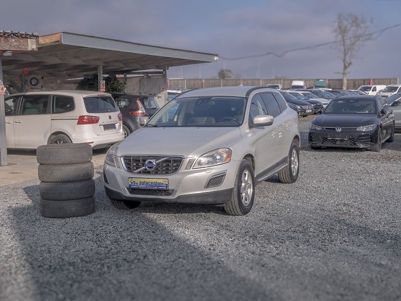 Volvo XC60 (2011) ČR 2.0D 120KW – TAŽNÝ - fotka 1 z 54