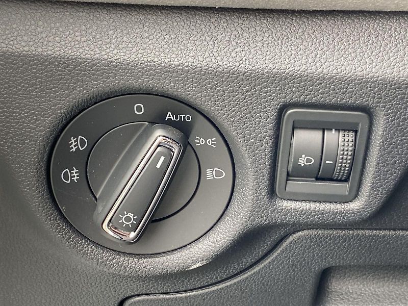 Škoda Scala (2025) 1.0 TSI DSG Top Selection - fotka 21 z 35