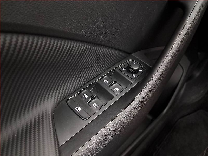 Škoda Scala (2025) Monte Carlo 1.0 TSI - fotka 21 z 22