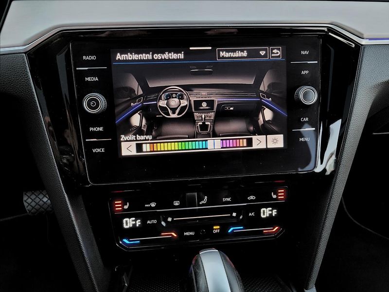 Volkswagen Passat 2,0 zálohováno - fotka 28 z 48