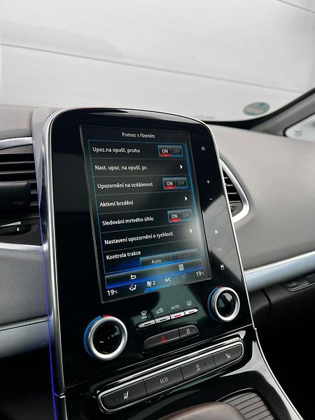 Renault Espace 1.6dCI 118kW Kůže LED 7-Míst - fotka 18 z 24