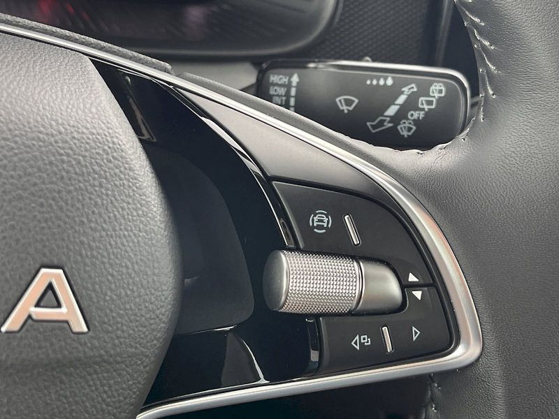 Škoda Kamiq (2025) 1.5 TSI 110 kW Top Selection - fotka 10 z 33