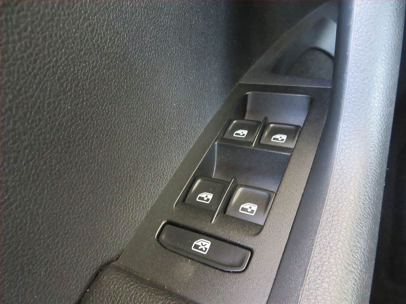 Škoda Octavia (2016) Ambition 1.6 TDI, Tempomat - fotka 15 z 15