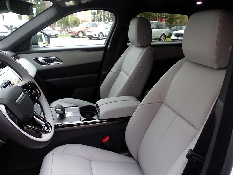 Land Rover Range Rover Velar (2026) 2,0 D200 DYNAMIC SE AWD - fotka 8 z 19