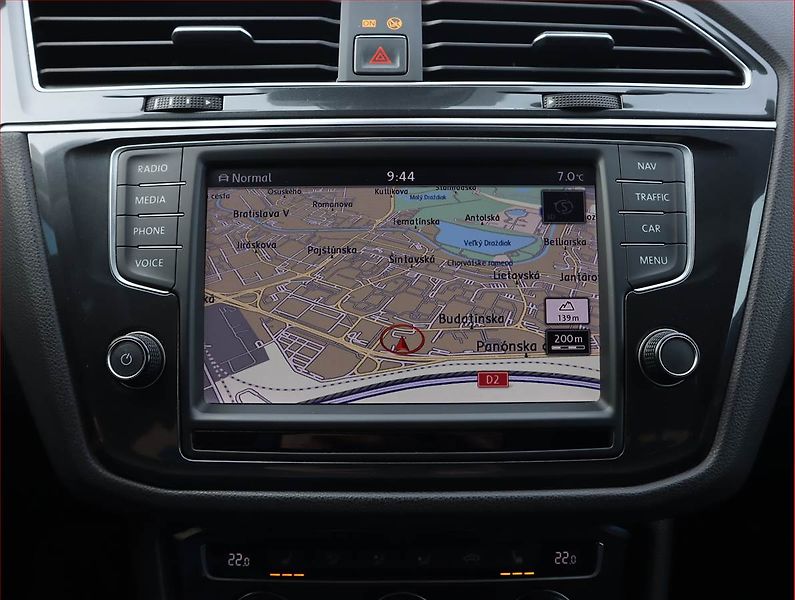 Volkswagen Tiguan (2016) 2.0 TSI, 4X4, Automat - fotka 13 z 22