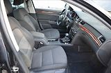 Škoda Superb (2011) 2,0 TDI - náhled 31