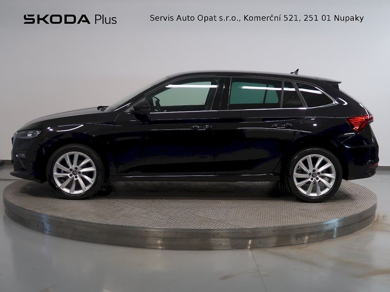 Škoda Scala (2025) TOP SELECTION 1.5TSI 110KW LED - fotka 3 z 35