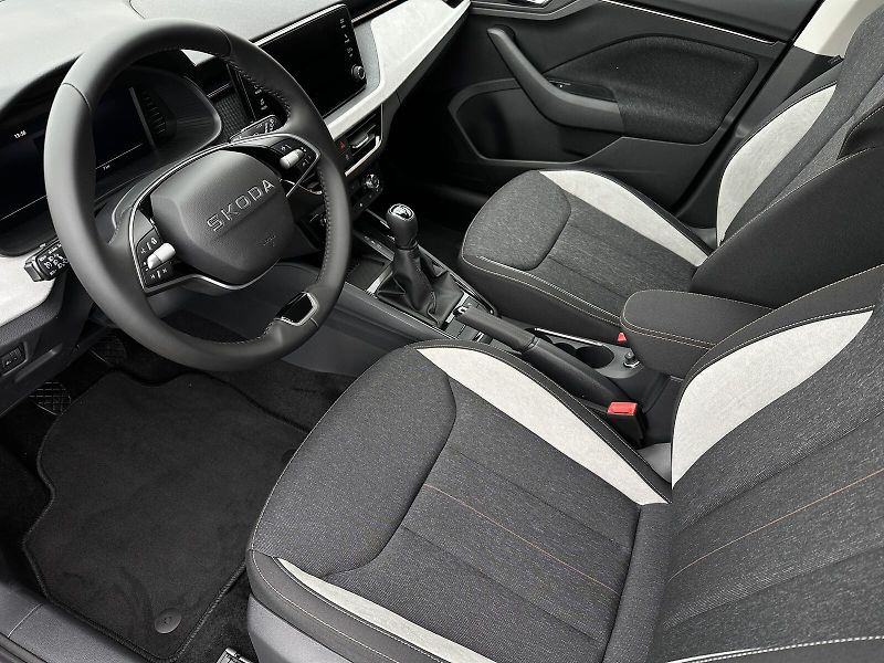 Škoda Scala 1.0TSi 116PS LED V.Cockpit Cli - fotka 8 z 35
