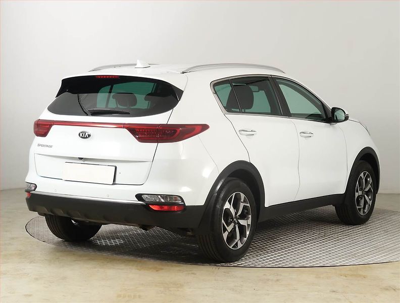 Kia Sportage (2019) 1.6 GDI, Serv.kniha, Navi - fotka 5 z 22