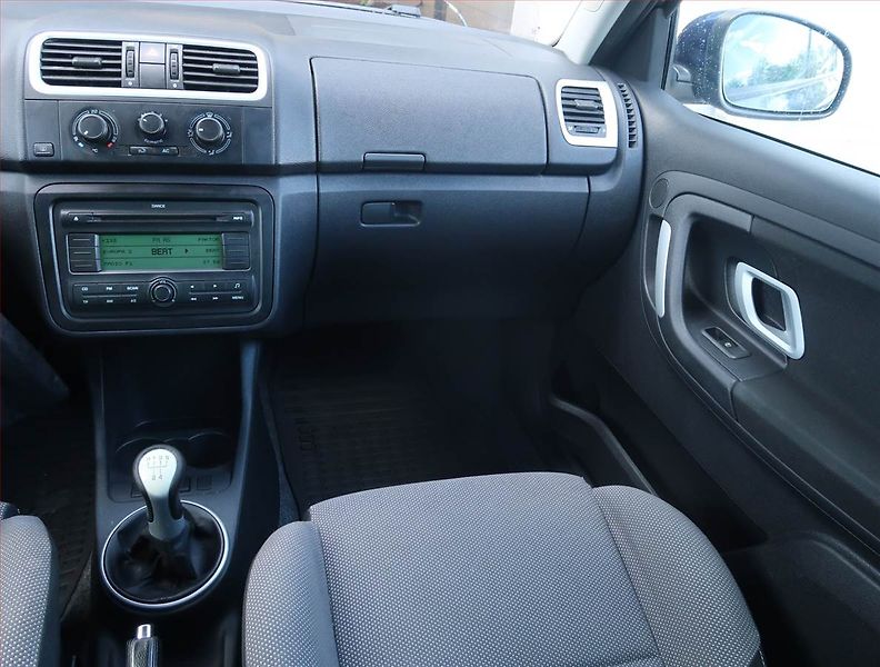 Škoda Fabia (2007) 1.2, Eko.zaplacen, po STK - fotka 8 z 14