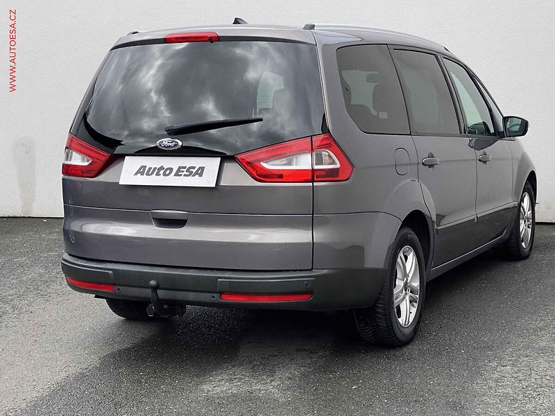Ford Galaxy (2013) 2.0 TDCi, Champions, navi - fotka 4 z 19