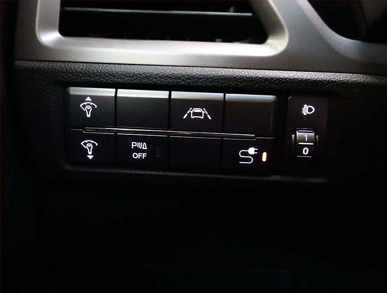 SsangYong Korando (2022) 1.5 T-GDI, Tempomat - fotka 24 z 24