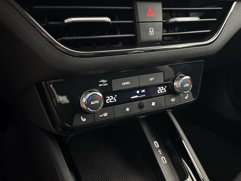 Škoda Kamiq Selection - fotka 19 z 27