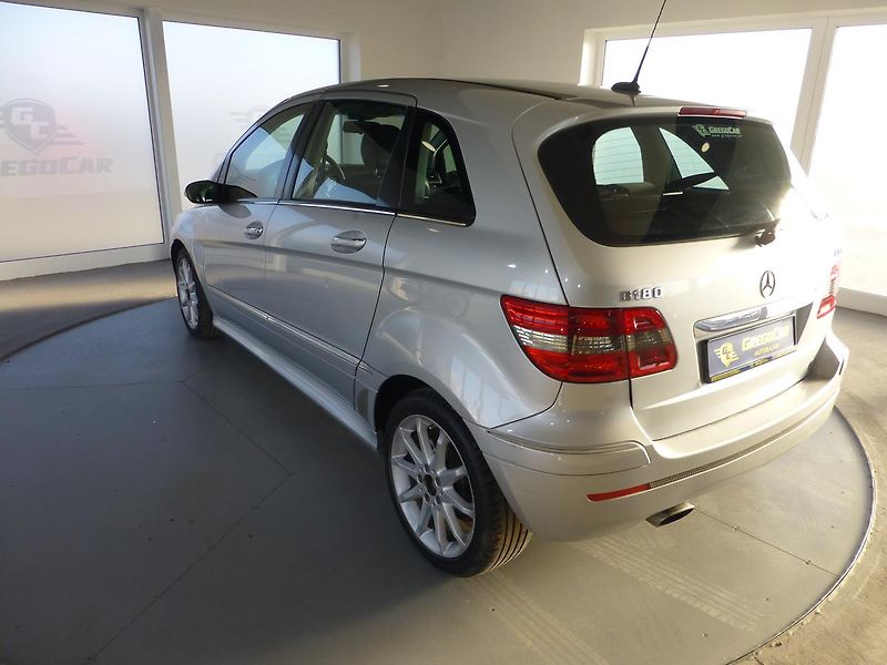Mercedes-Benz Třídy B (2006) 2,0DCI**KLIMA**ALU KOLA - fotka 8 z 26