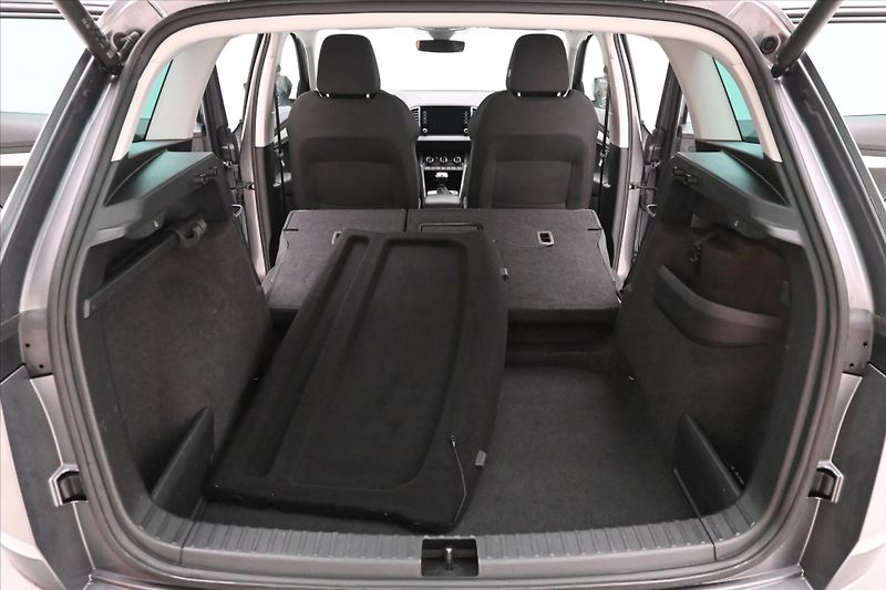 Škoda Karoq 2,0 TDI 85kW DSG EL.KUFR NAVI - fotka 11 z 31