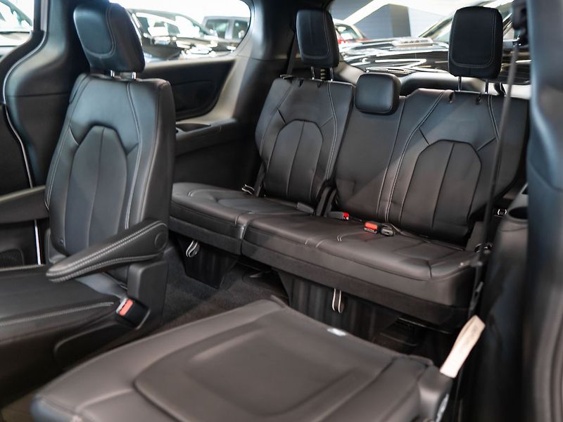 Chrysler Pacifica (2026) 3.6 Select AWD, 360 Cam 2x LCD - fotka 30 z 35