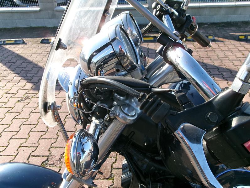 Yamaha XV 750 Virago (1993) - fotka 10 z 22