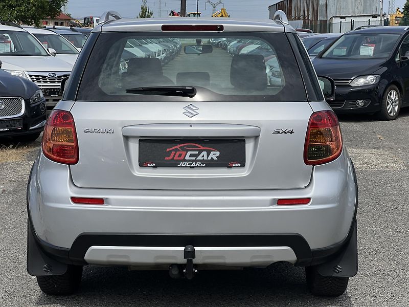 Suzuki SX4 1.6i 4x2 KLIMATIZACE TAŽNÉ - fotka 6 z 33