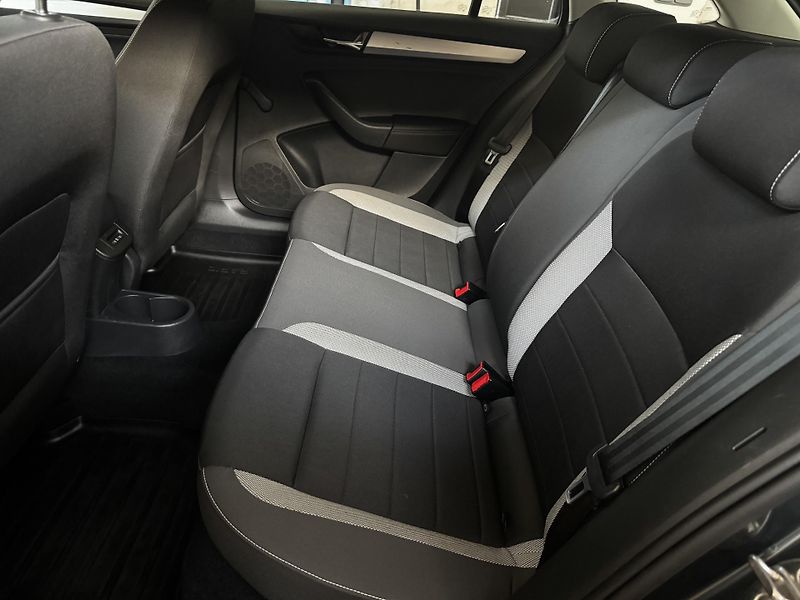 Škoda Rapid (2019) 1.0 TSI 81kw Ambition - CZ - fotka 20 z 22