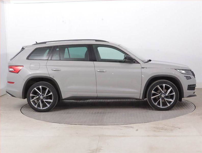 Škoda Kodiaq (2021) 1.5 TSI - fotka 6 z 19