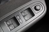 Volkswagen Sharan 2,0 TDI  NAVIGACE,TAŽNÉ - náhled 22