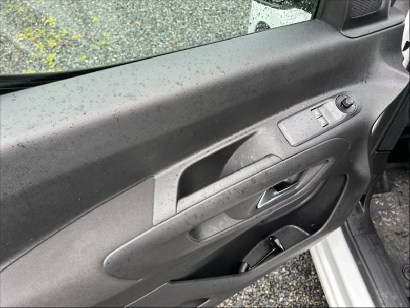 Opel Combo 1,5 CDTI 96 Edition Plus - fotka 11 z 11