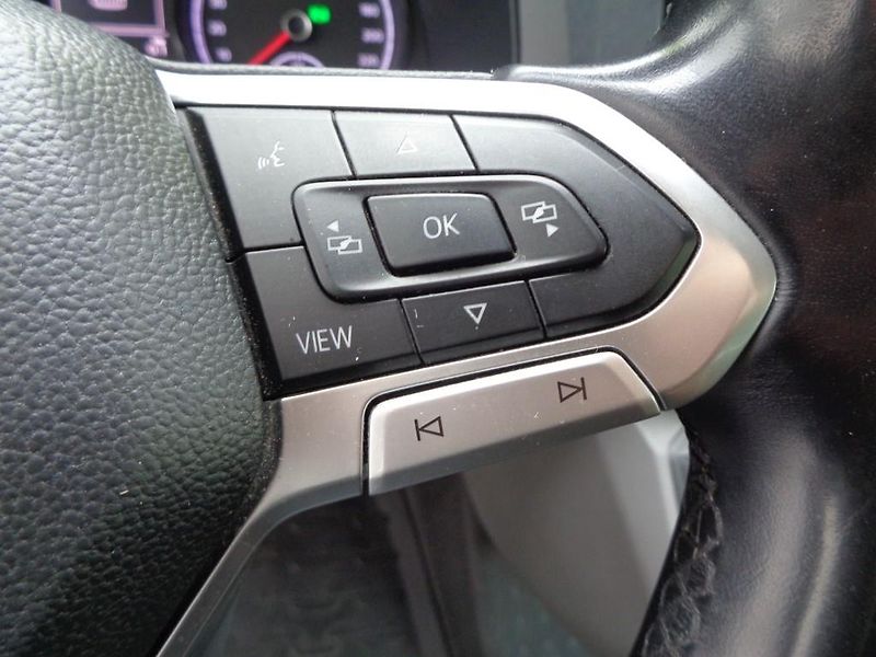 Volkswagen Caravelle 2.0 TDI Comfortline 110kW A7 - fotka 14 z 24