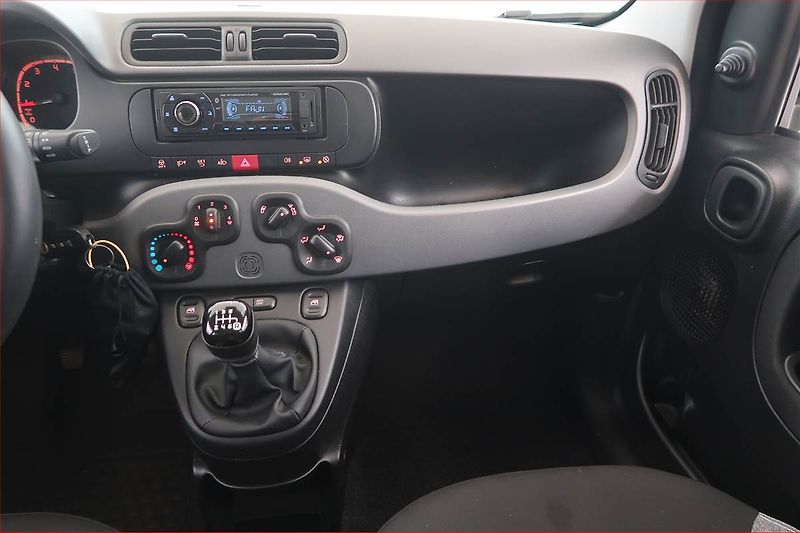 Fiat Panda (2022) Easy 1.0 FireFly, Serv.kniha - fotka 8 z 14