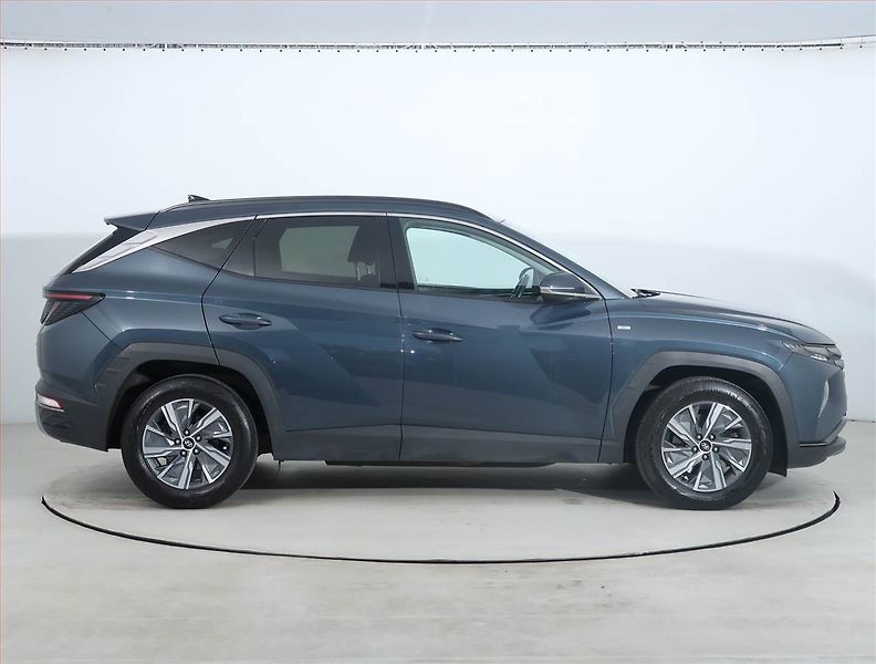 Hyundai Tucson (2022) 1.6 T-GDI - fotka 6 z 20