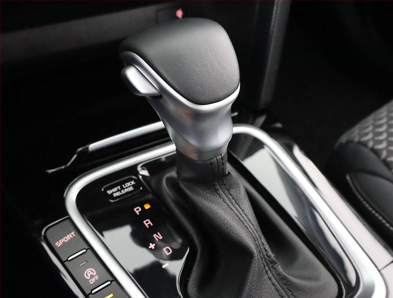 Kia XCeed (2025) Exclusive 1.5 T-GDI - fotka 13 z 24