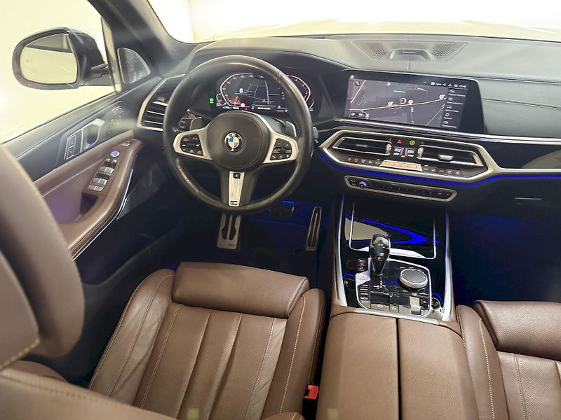 BMW X7 xDrive30d M-Sport Laser FULL - fotka 18 z 53